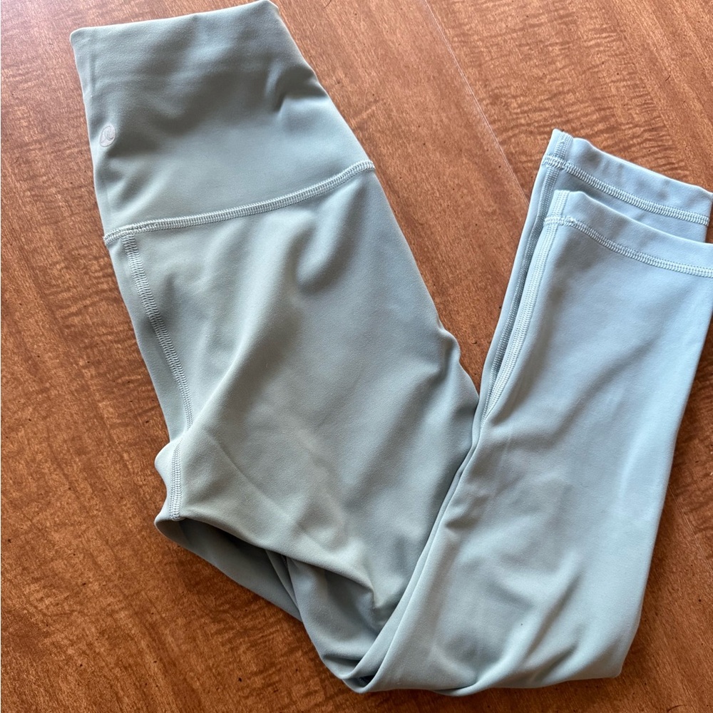 Lululemon Leggings Women Sz 4 Wunder Train HR Cropped 21” Misty Glade Athleisure